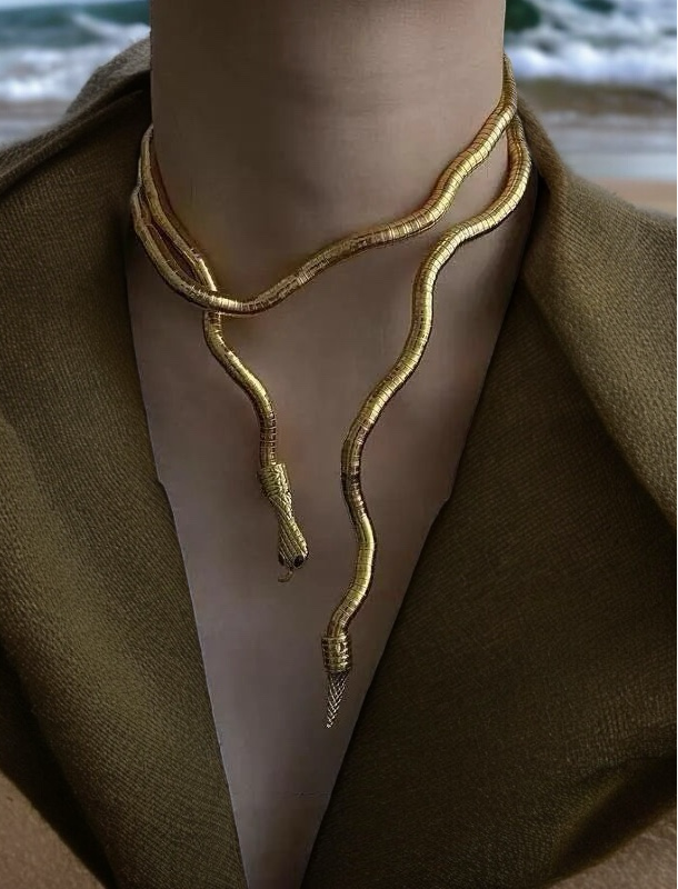 Colier/bratara Medusa Gold