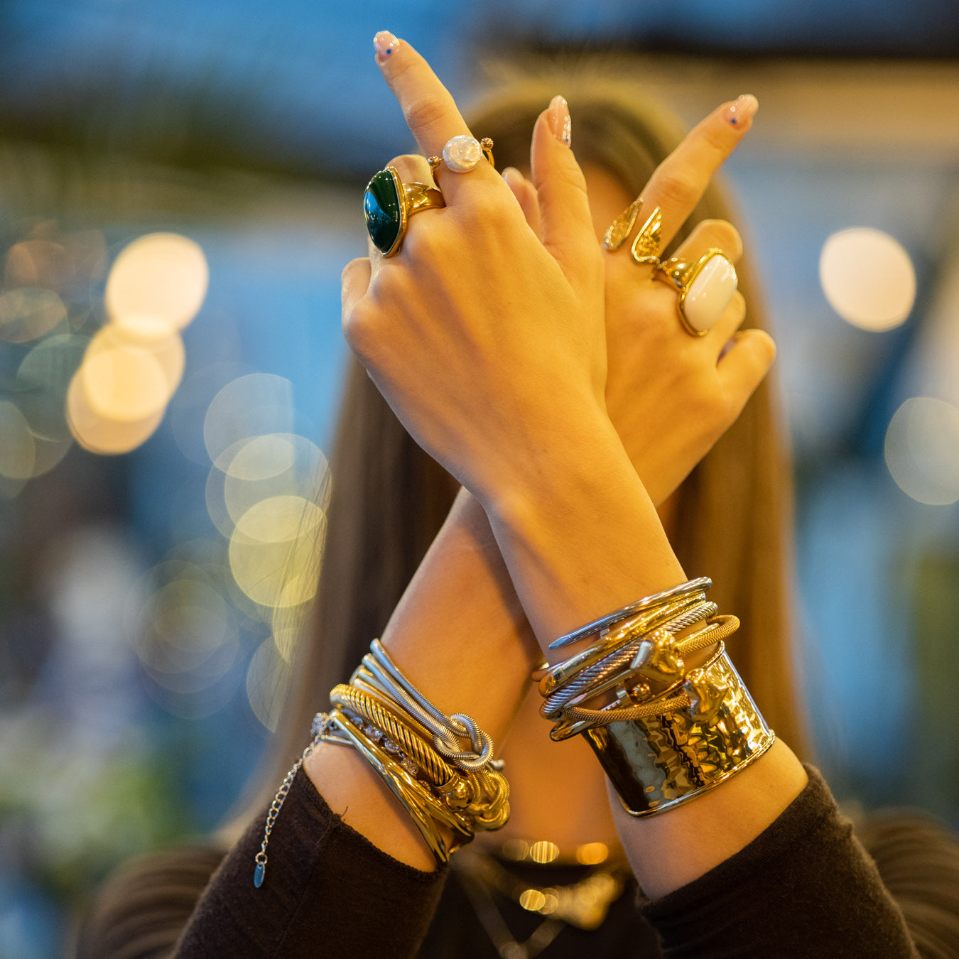 Inel Glitterati placat cu aur de 18K și piatră naturală agată albă