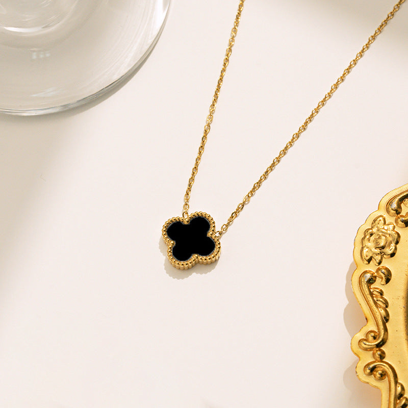 Colier placat cu aur de 18k Glitterati Clover - black