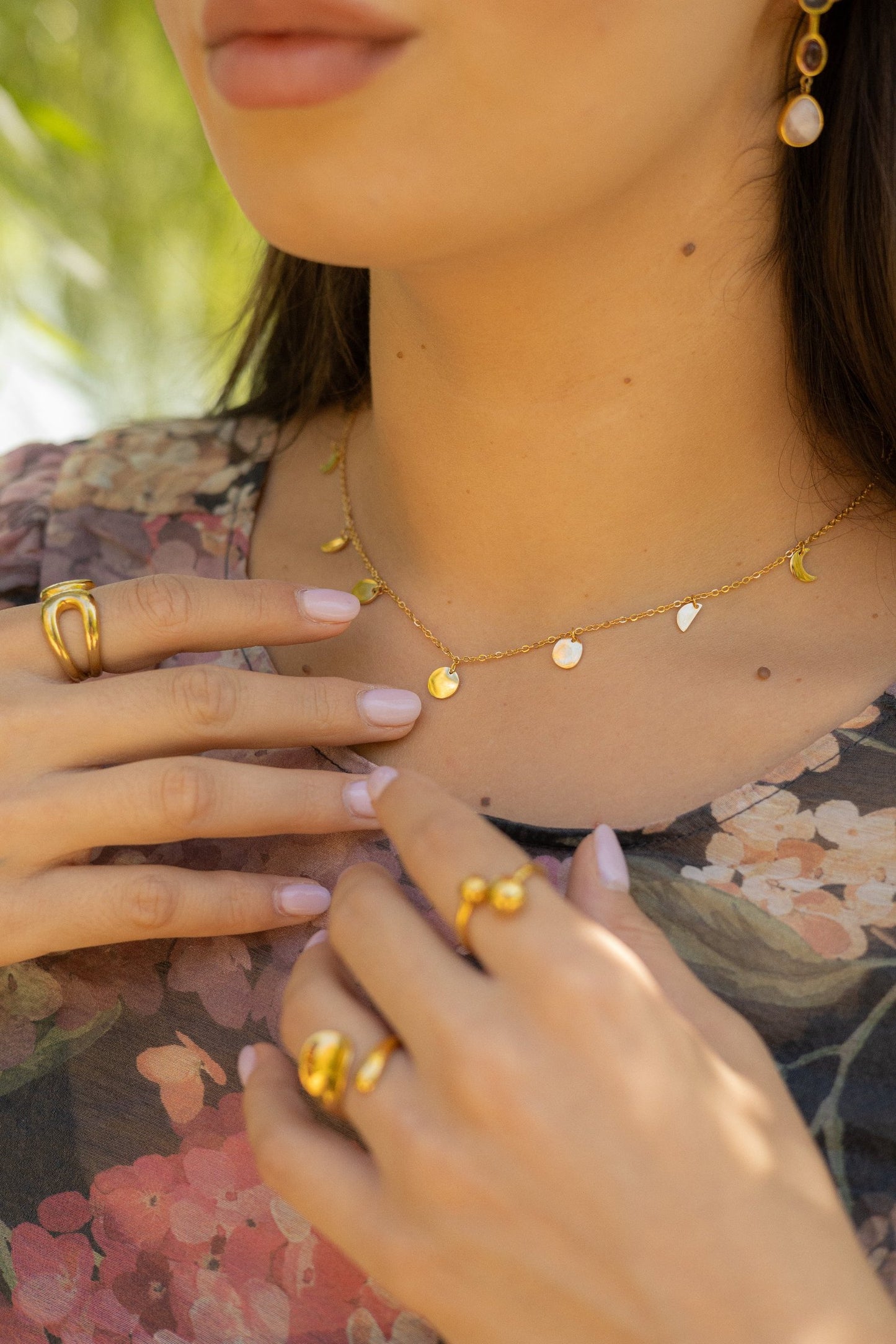 Colier Glitterati Moonwalker - placat cu aur de 18k