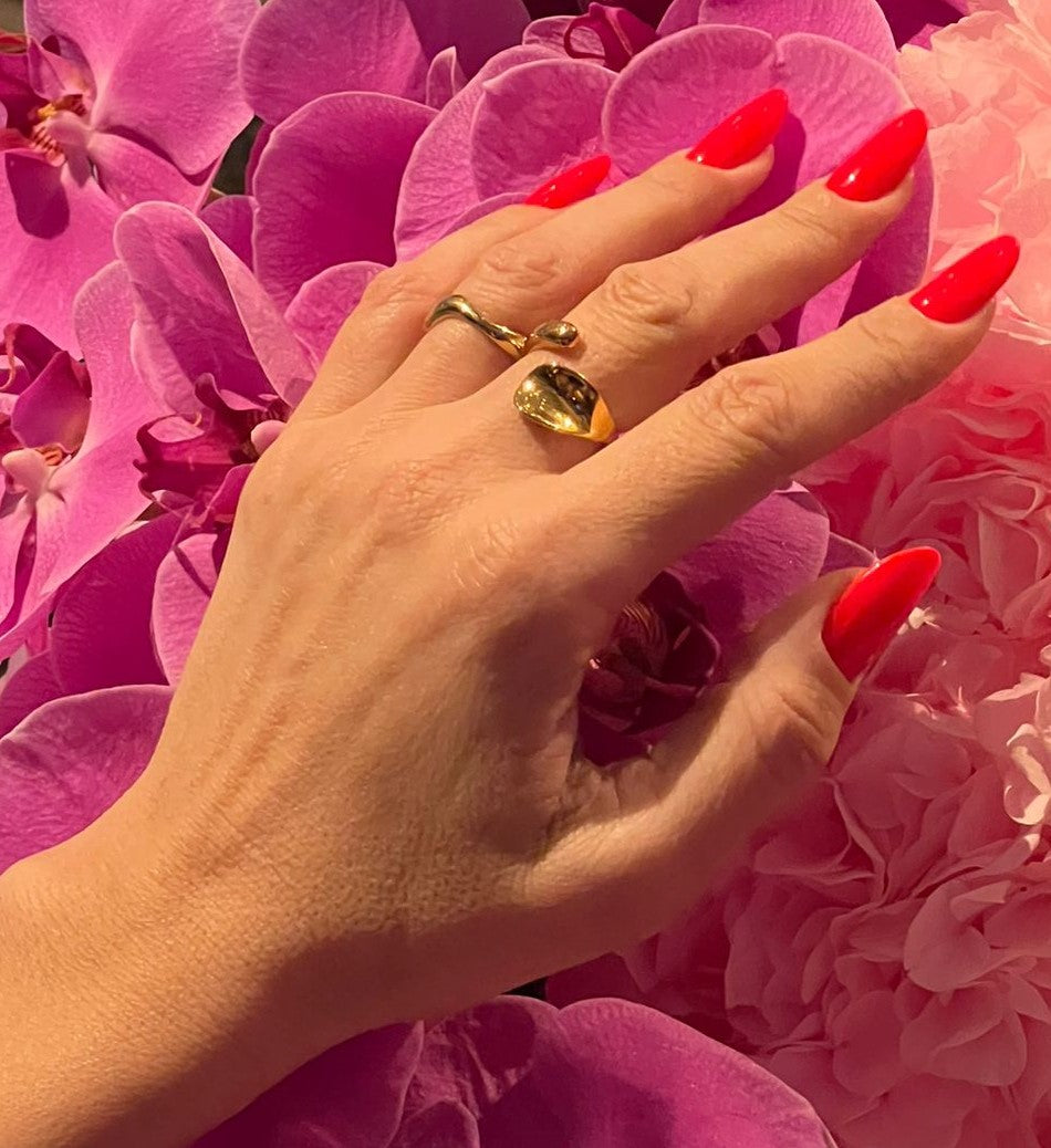 Inel Gliteratti Golden Petal - placat cu aur de 18k