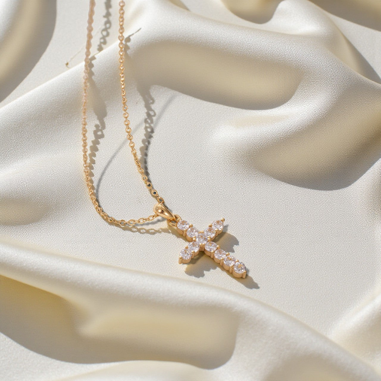 Colier placat cu aur de 18K Glitterati