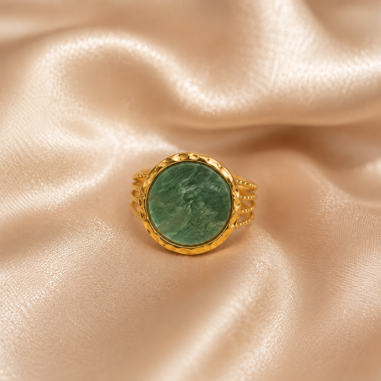 Inel Glitterati din Oțel Chirurgical Placat cu Aur 18K cu Jad Verde Natural