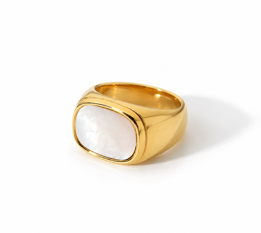 Inel din Oțel Chirurgical Placat cu Aur 18K și Sidef Alb – Elegant, Minimalist, pentru Femei Glitterati Monarch