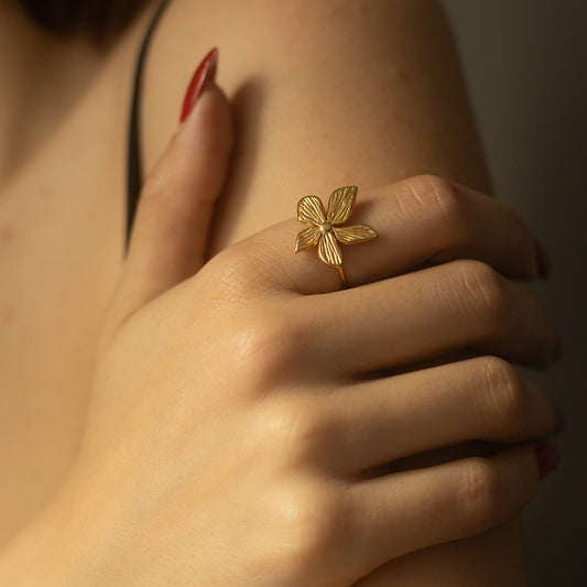 Inel placat cu aur de 18k Glitterati Fleur