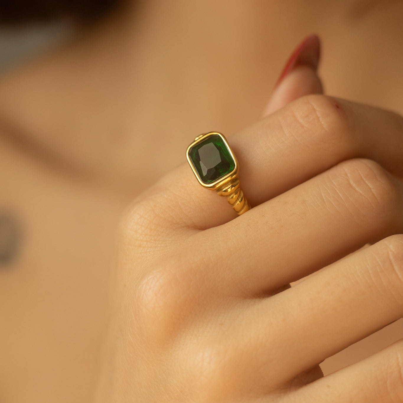 Inel placat cu aur de 18k Glitterati Empress